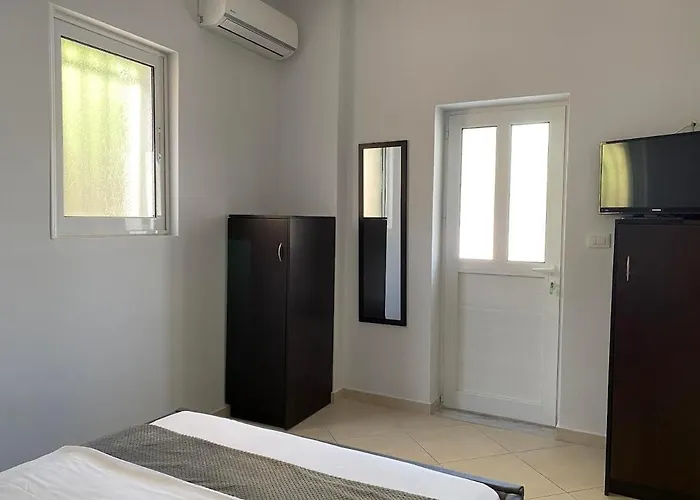 Hotel apartamentowy Tomi 3*