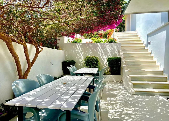 Tomi Hotel apartamentowy Saranda