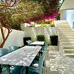 Tomi Apart-hotel Sarandë