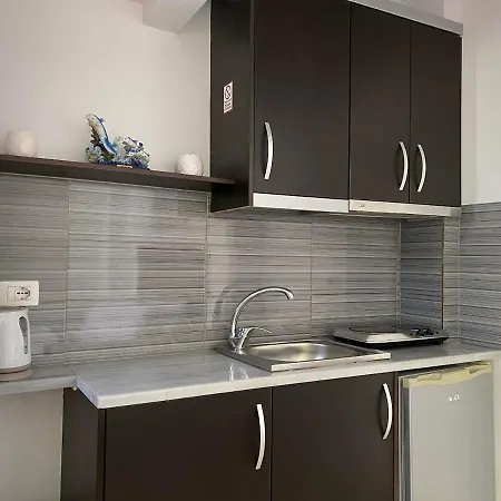 Tomi Garden Apartment Aparthotel